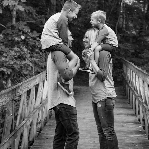 Meet your Posher, Anna - Picture 1 of 1